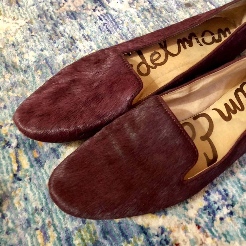 Sam Edelman size 6 burgundy calf hair loafers